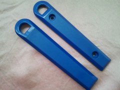 由于石化塑料具有原料来