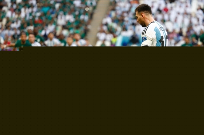 VAR技术争议引爆卡塔尔世界杯 关键判罚引发球迷