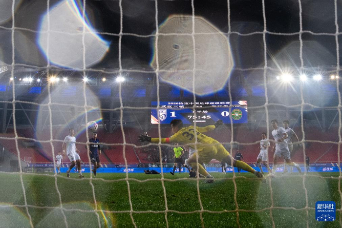 武汉三镇队主场力克浙江绿城，两连胜稳固积分