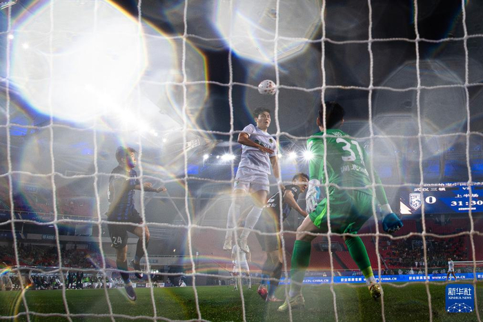 武汉三镇队主场力克浙江绿城，两连胜稳固积分